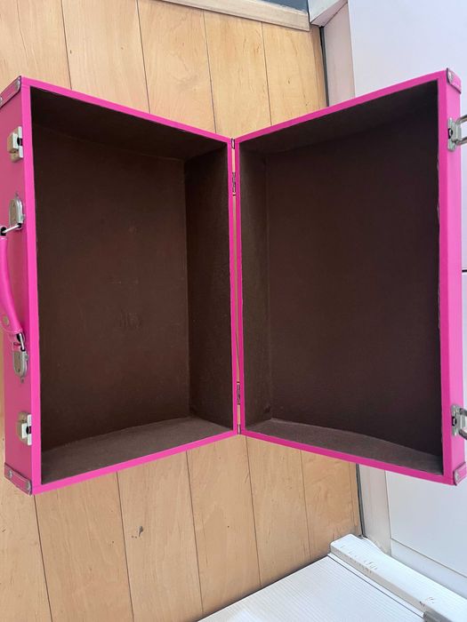 Caixa Decoração/Arrumação Rosa Choque em bom estado