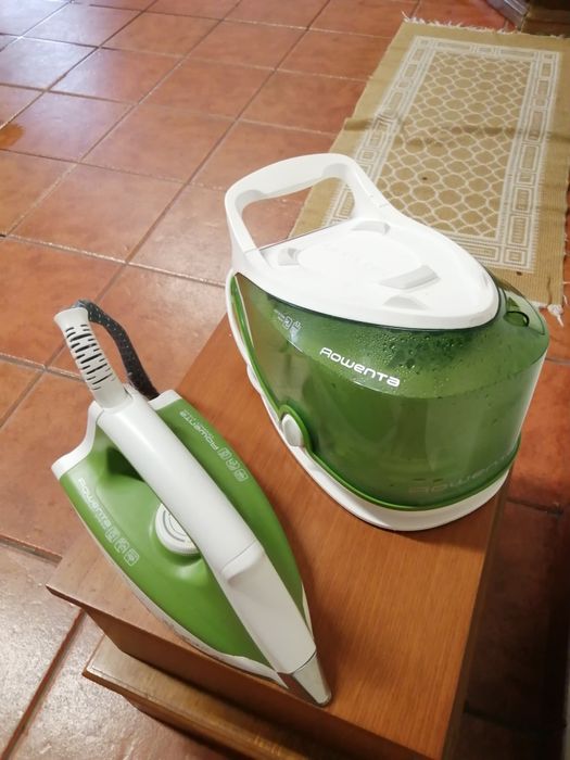 CALDEIRA de engomar Rowenta para Peças