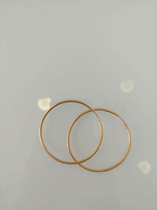 Argolas em ouro de 19, 2kt