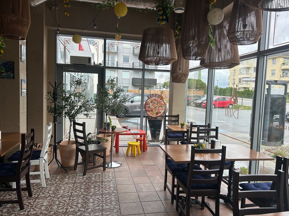 Odstępie pizzerię