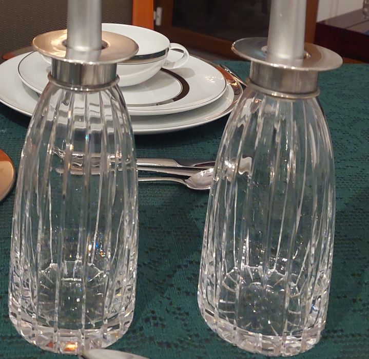 2 castiçais em cristal Atlantis lapidado e prata.
