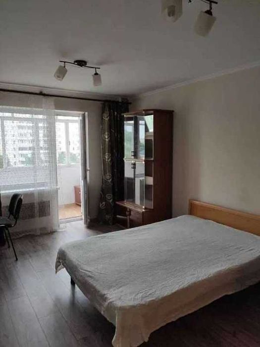 Оренда 1-к квартири на вул. Прилужна