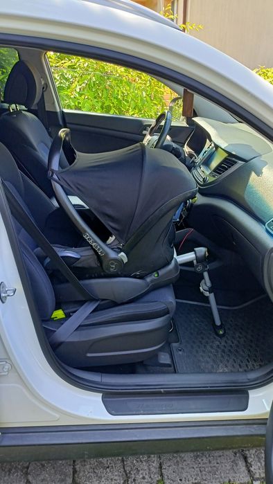 Fotelik samochodowy Maxi Cosi plus baza easyfix 2w1
