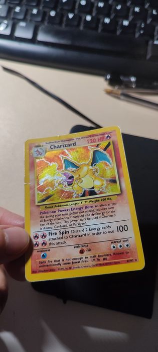 Pokémon charizard base set