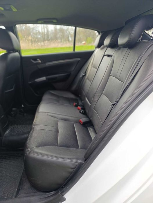 Продам Geely Emgrand EC7-RV