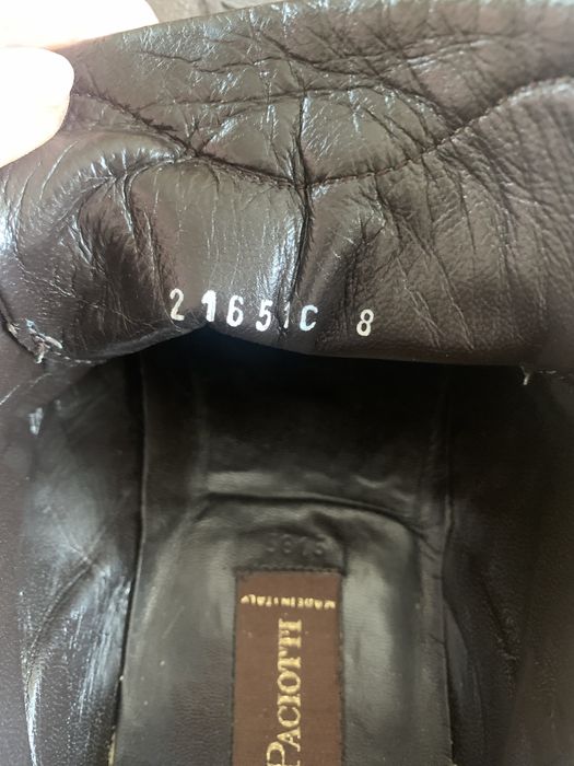 Взуття чоловіче