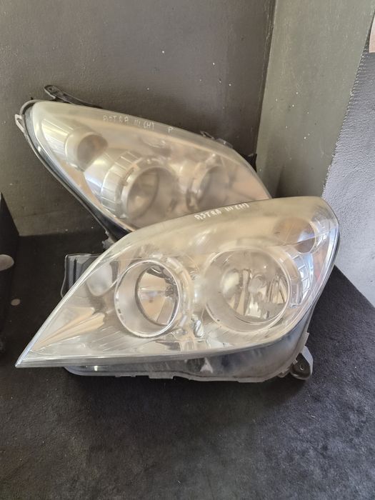Lampa lampy przód opel astra h cena za obie lampa lewa prawa