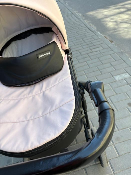 Продам коляску Richmond Mirello 2в1