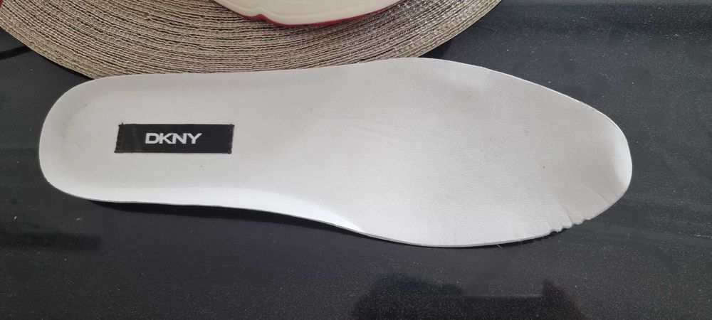 buty sportowe, snechersy DKNY 38.5, nowe