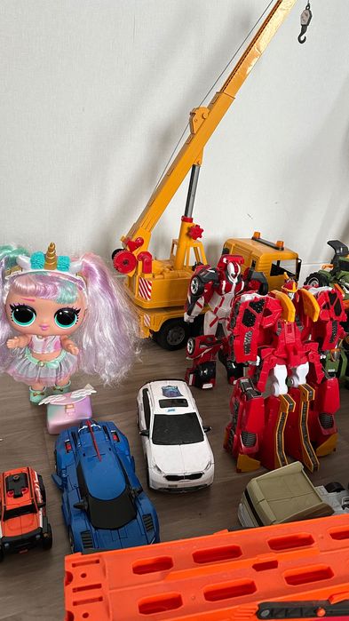 Тоботи, лялька лол, кран, трек хот Вілс, скрітчери, в ідеальному стані