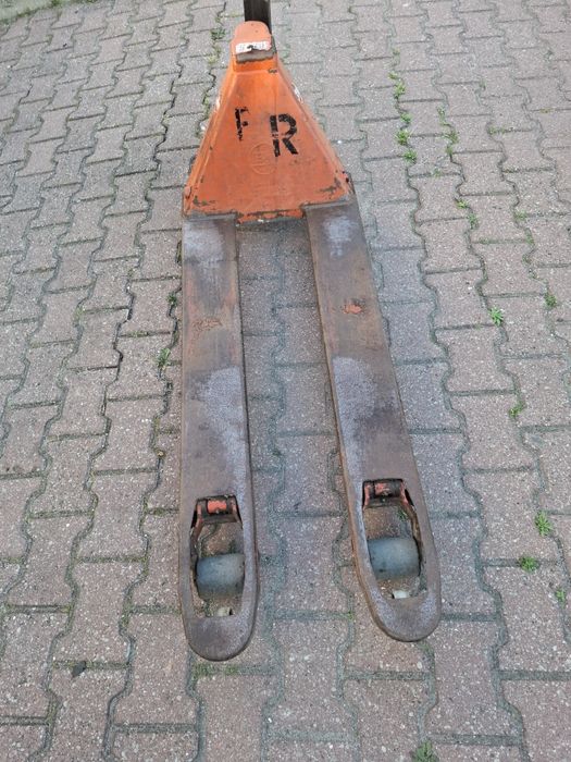Paleciak  reczny  wózek  paletowy