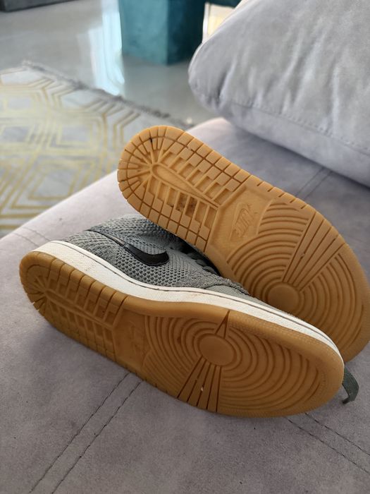Ténis Air Jordan 1 Retro Hi Flyknit