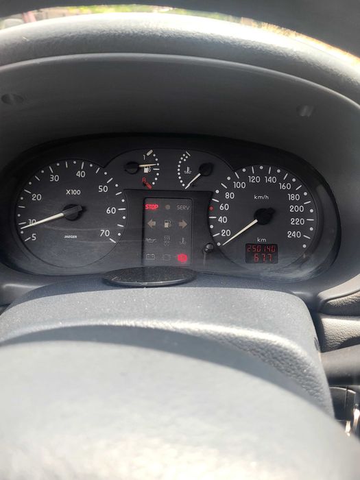 Renault clio 1.2 gasoline 1999