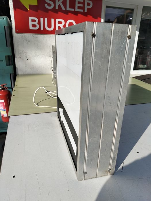 Konstrukcja szyld reklamowy aluminium