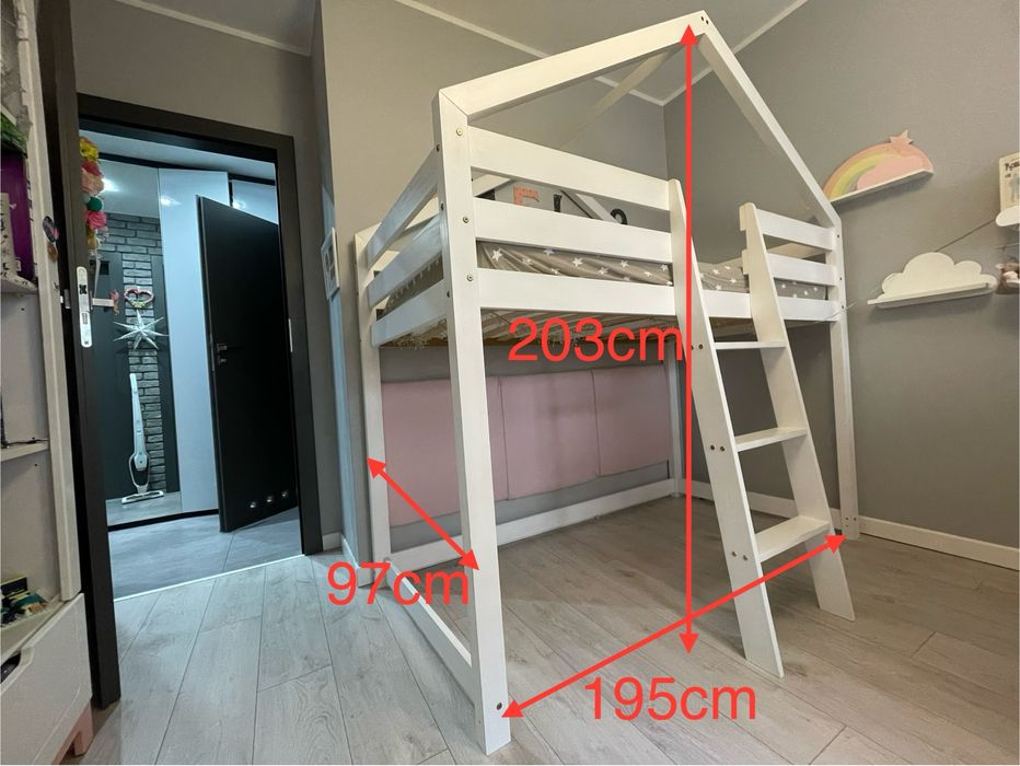 Łóżko dla dziecka drewniane plus materac