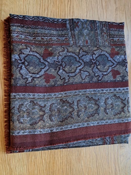 Chusta  120/120 cm