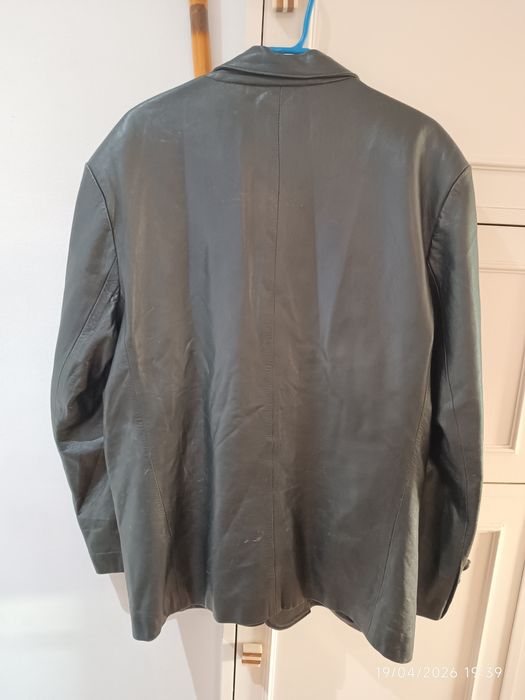 Blazer em pele preta - XL