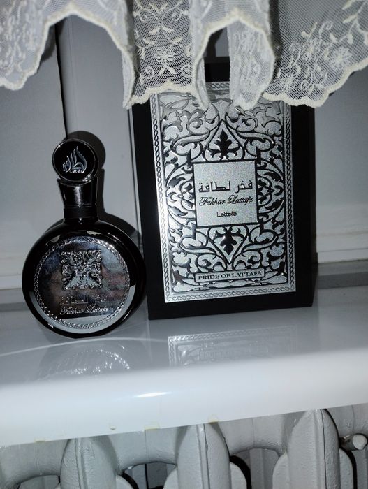Lattafa Fakhar Black