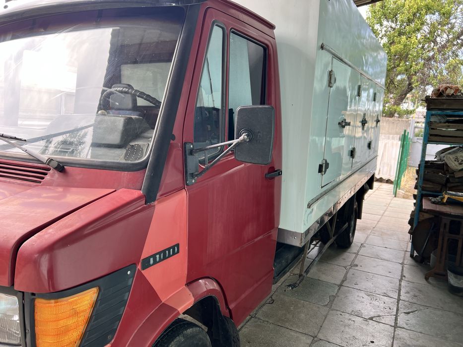 Mercedes Benz 410D розвізник морозива