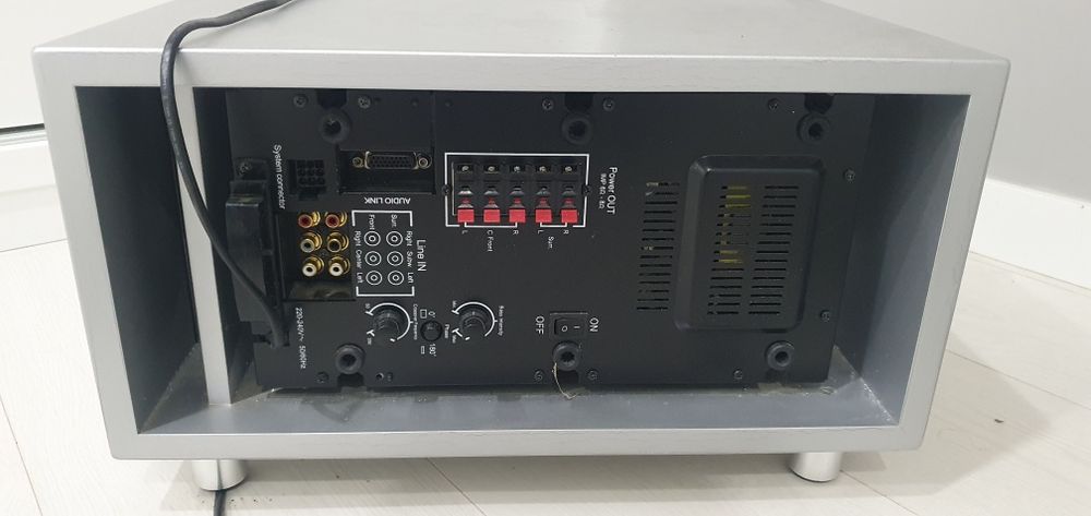 Subwoofer/Amplificador  LOEWE para venda