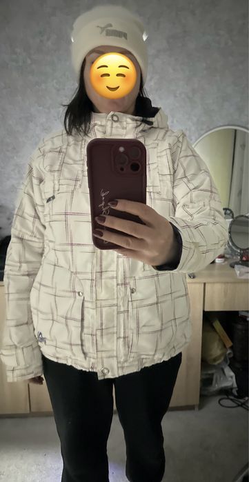 Продам лижну куртку жіночу