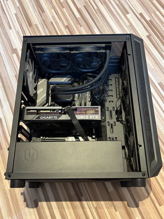 Komputer RTX 4070 i7 32GB DDR5
