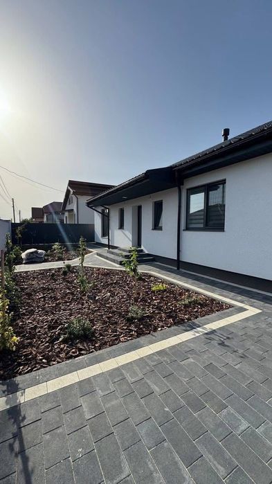 Продаж нового будинку Американки