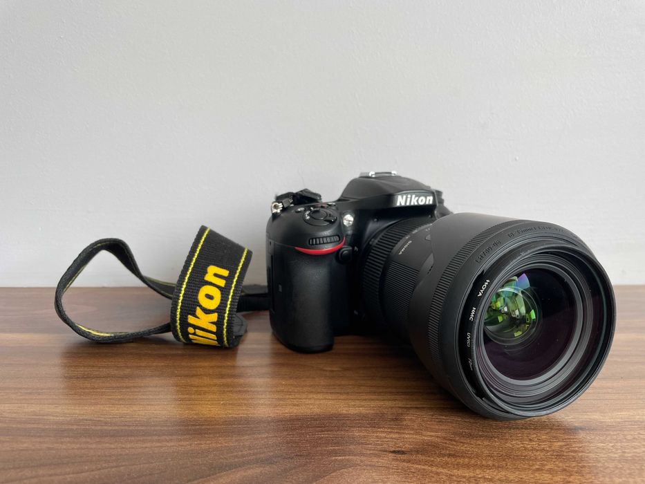 Nikon D7200 + Sigma A 18-35 mm F1.8 DC HSM/Nikon | 9,8 tys. zdjęć | + torba + 2 karty