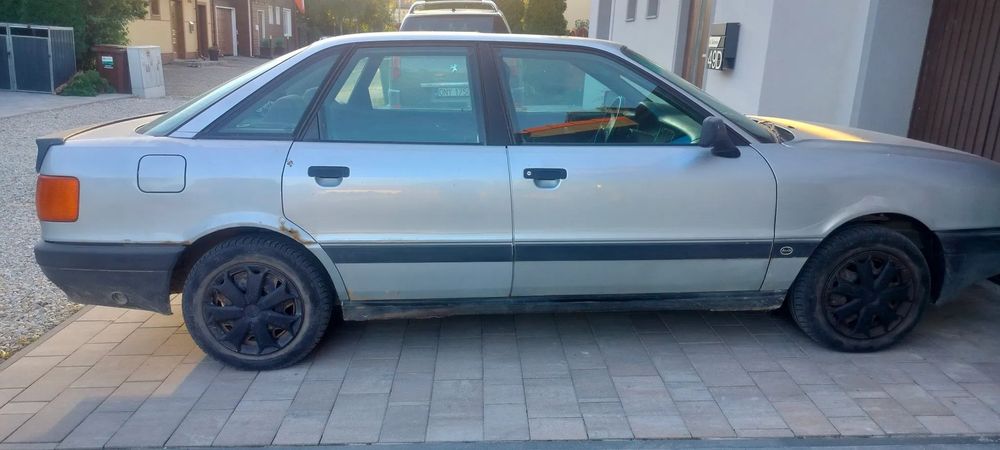 Audi 80