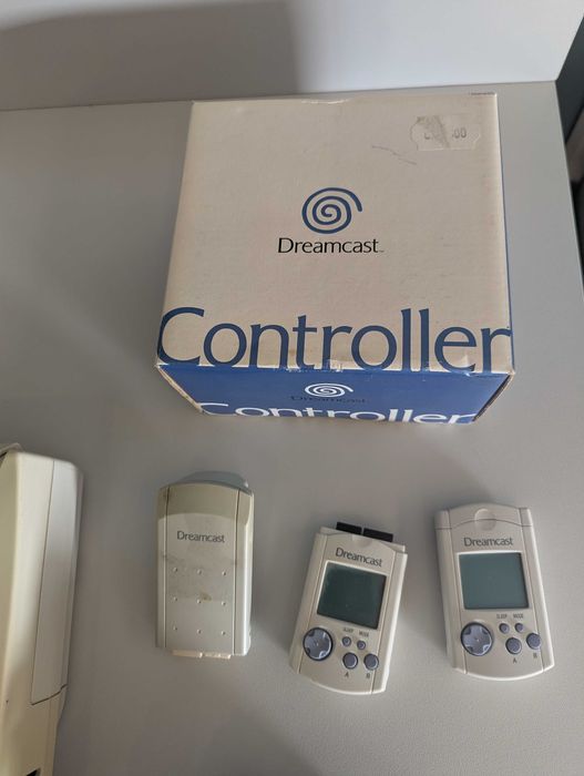 Sega Dreamcast + 1 comando + 2 VMU + 1 Vibration