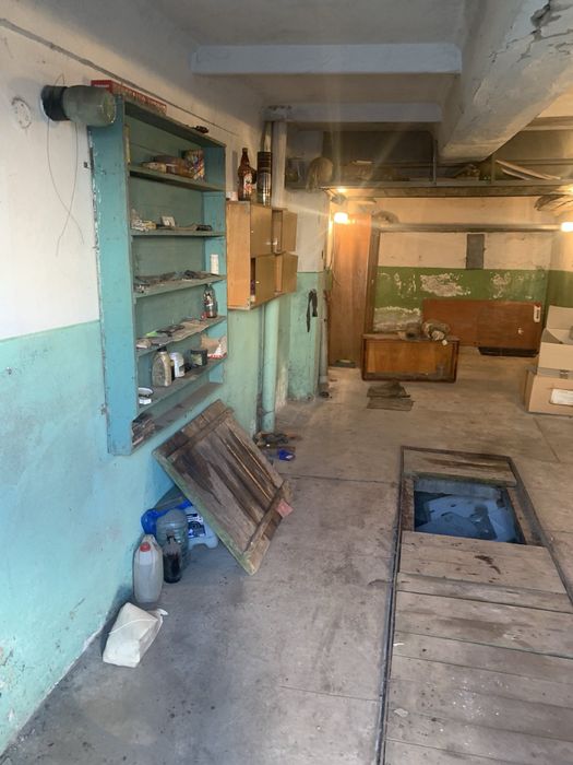 Продажа гаражу на два авто в кооперативі Аерофлот   ( біля аеропорту)