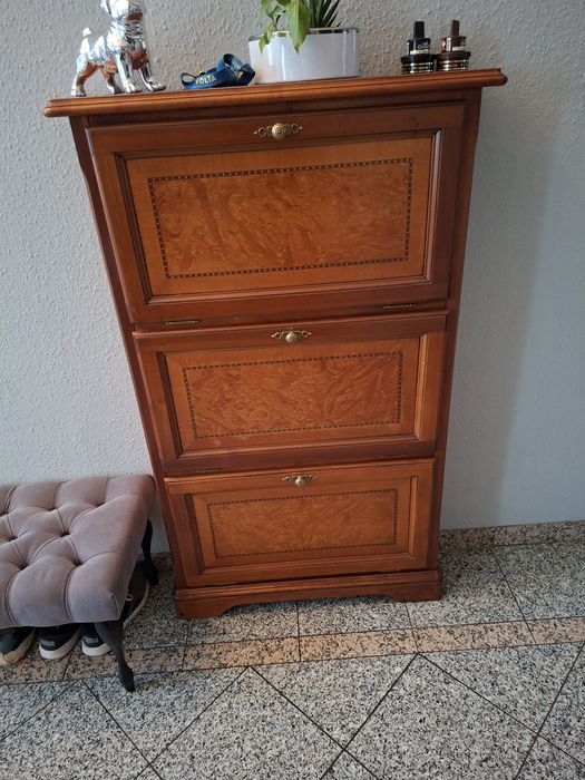 Szafka na buty i komoda