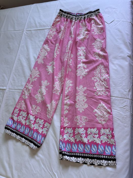 Calças pantalonas tons rosa, tamanho L (novas)