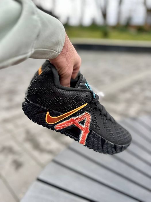 2 моделі Nike Ja 3 Light Show