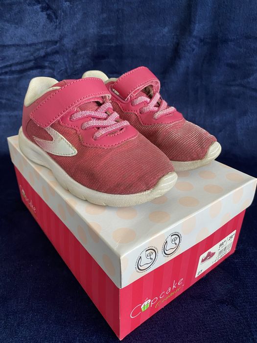 Obuwie dziecięce sportowe Cupcake 27 rozmiar