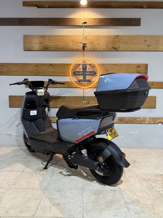 Scooter sem carta Vortex Goose Fox