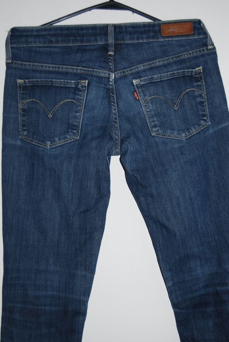 Spodnie Levi's W27L32