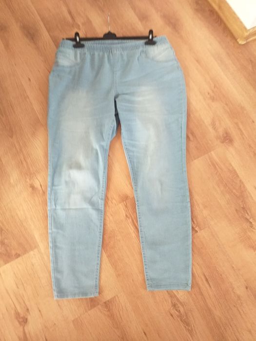 Spodnie damskie jeansy