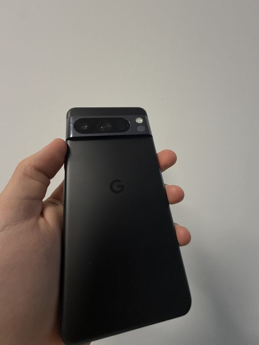 Google pixel 8 pro