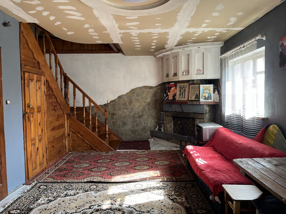 Просторий будинок для сім'ї, 150 м², у Звягелі, 4 кімнати,Від власника