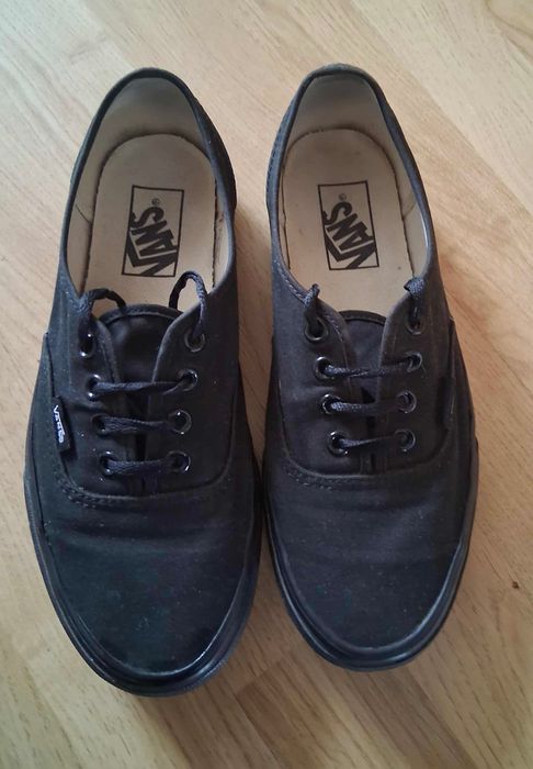Tenisówki Vans Authentic r. 38 kolor czarny