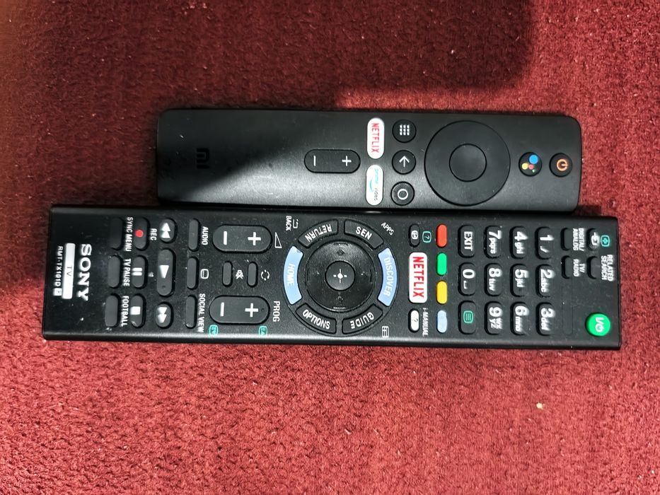 TV Sony de 42 polegadas com mi TV stick