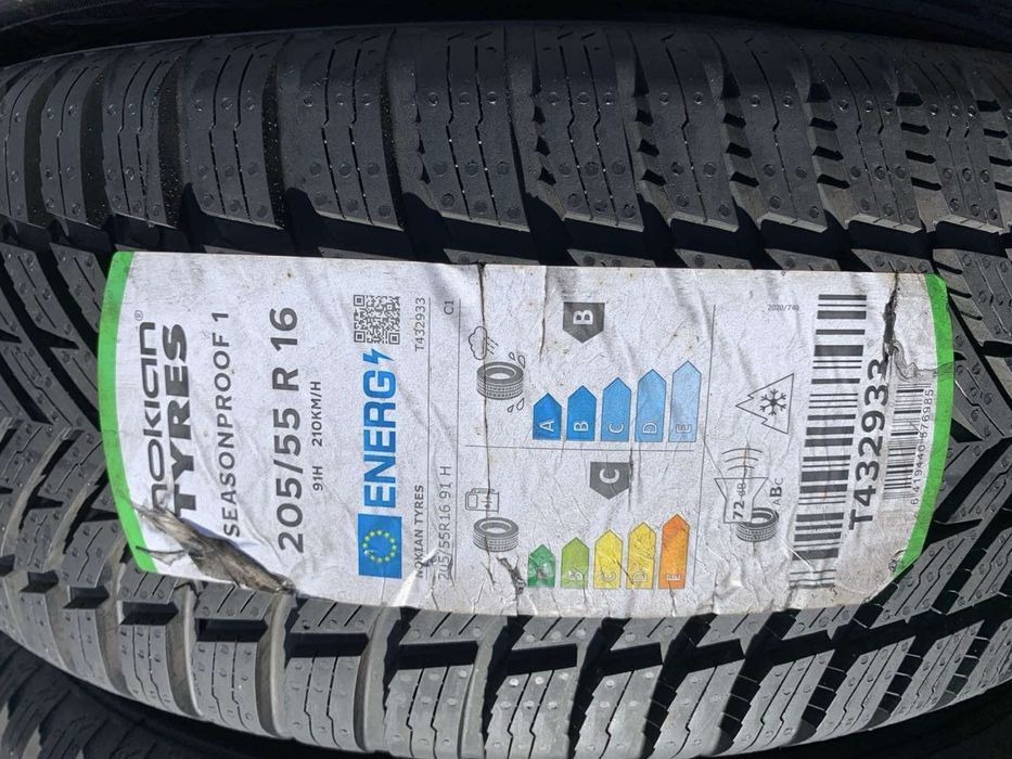 Шини нові 205/55 R16 Nokian  всесезонн 2023 рік