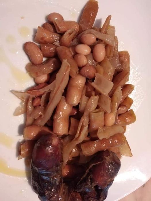 Casulas secas, cascas, palhada