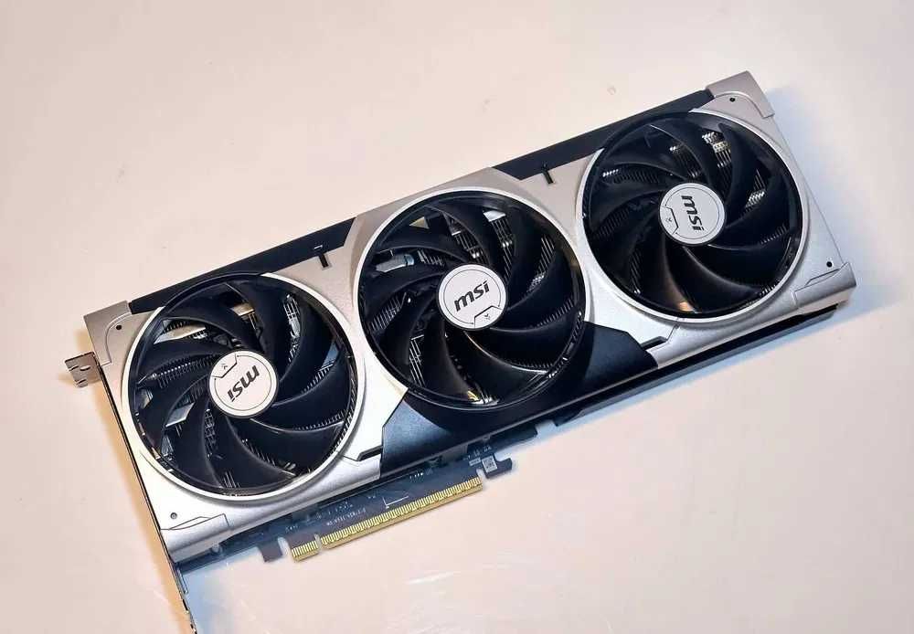 RTX 5070 12GB OC msi ventus 3X