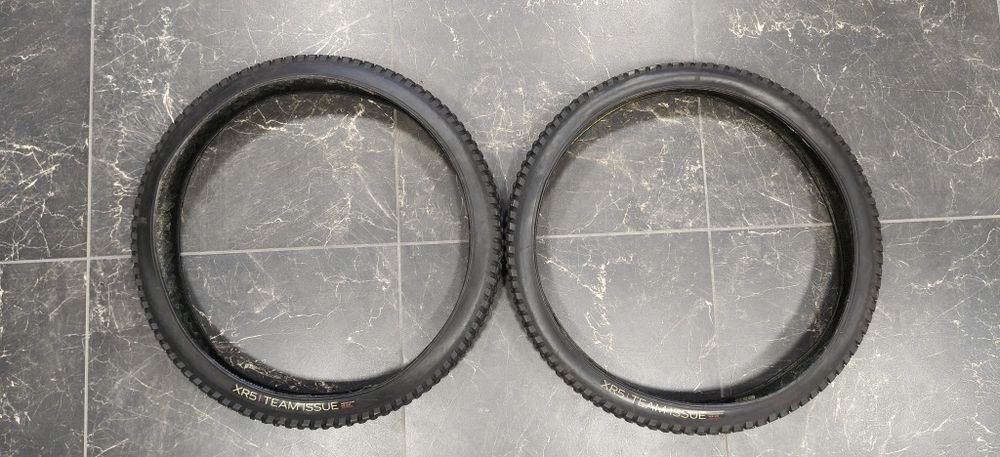 Opony rowerowe MTB DH Enduro Bontrager XR5 Team issue 27.5 x 2.50