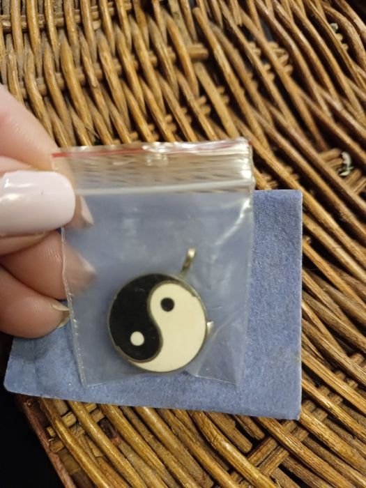 Подвеска-кулон инь-янь