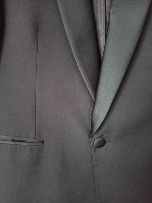 Smoking męski, garnitur, czarny, spodnie i marynarka,rozmiar M/L