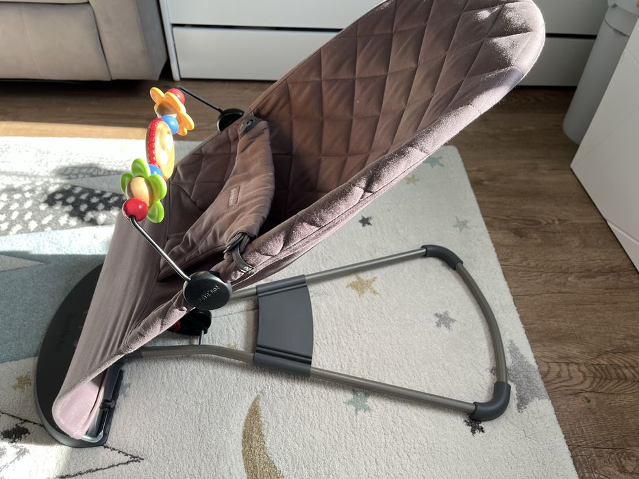 Bujaczek BabyBjorn + zabawka