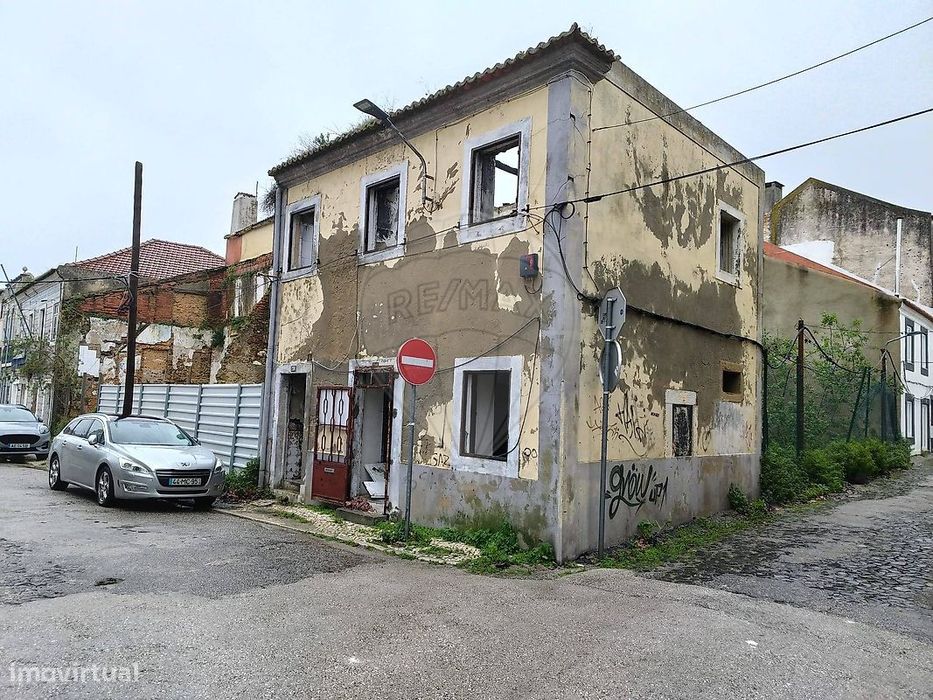 Prédio  para venda — Barreiro E Lavradio, Setúbal